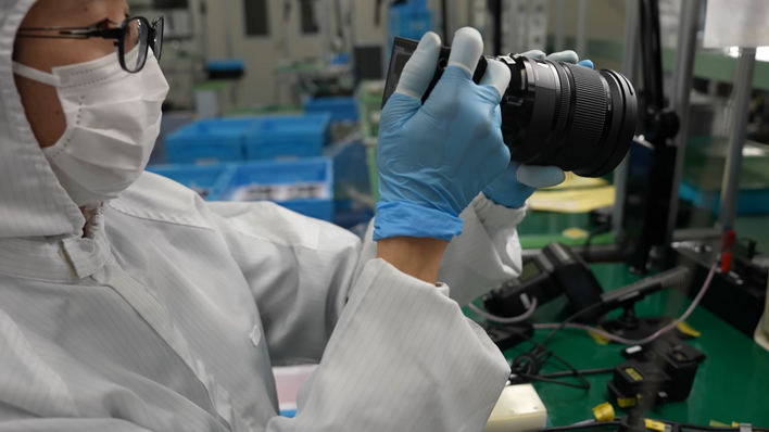 持续学习不迷路/全画幅无反相机的制造过程/世界上最小,最轻的相机