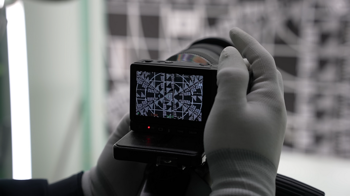 持续学习不迷路/全画幅无反相机的制造过程/世界上最小,最轻的相机