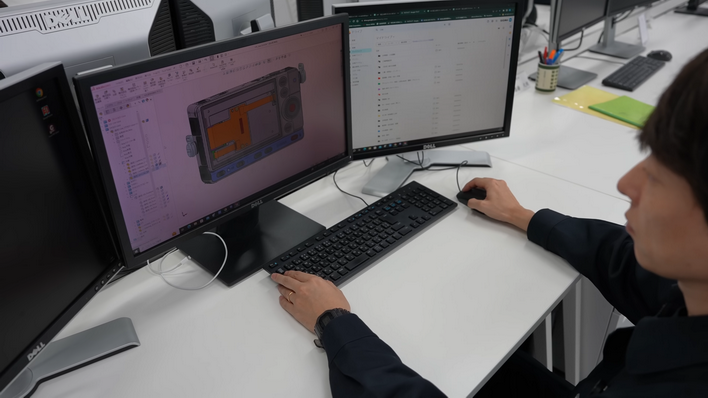 持续学习不迷路/全画幅无反相机的制造过程/世界上最小,最轻的相机