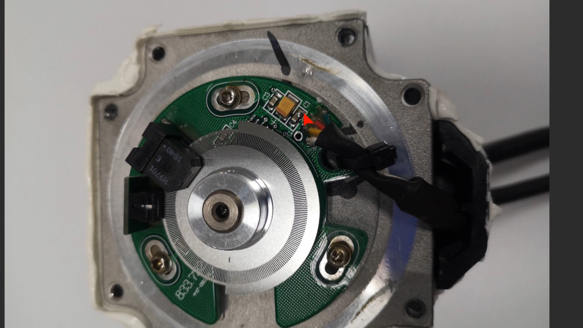 学习学习再学习/运动控制的精度/伺服电机闭环控制编码器